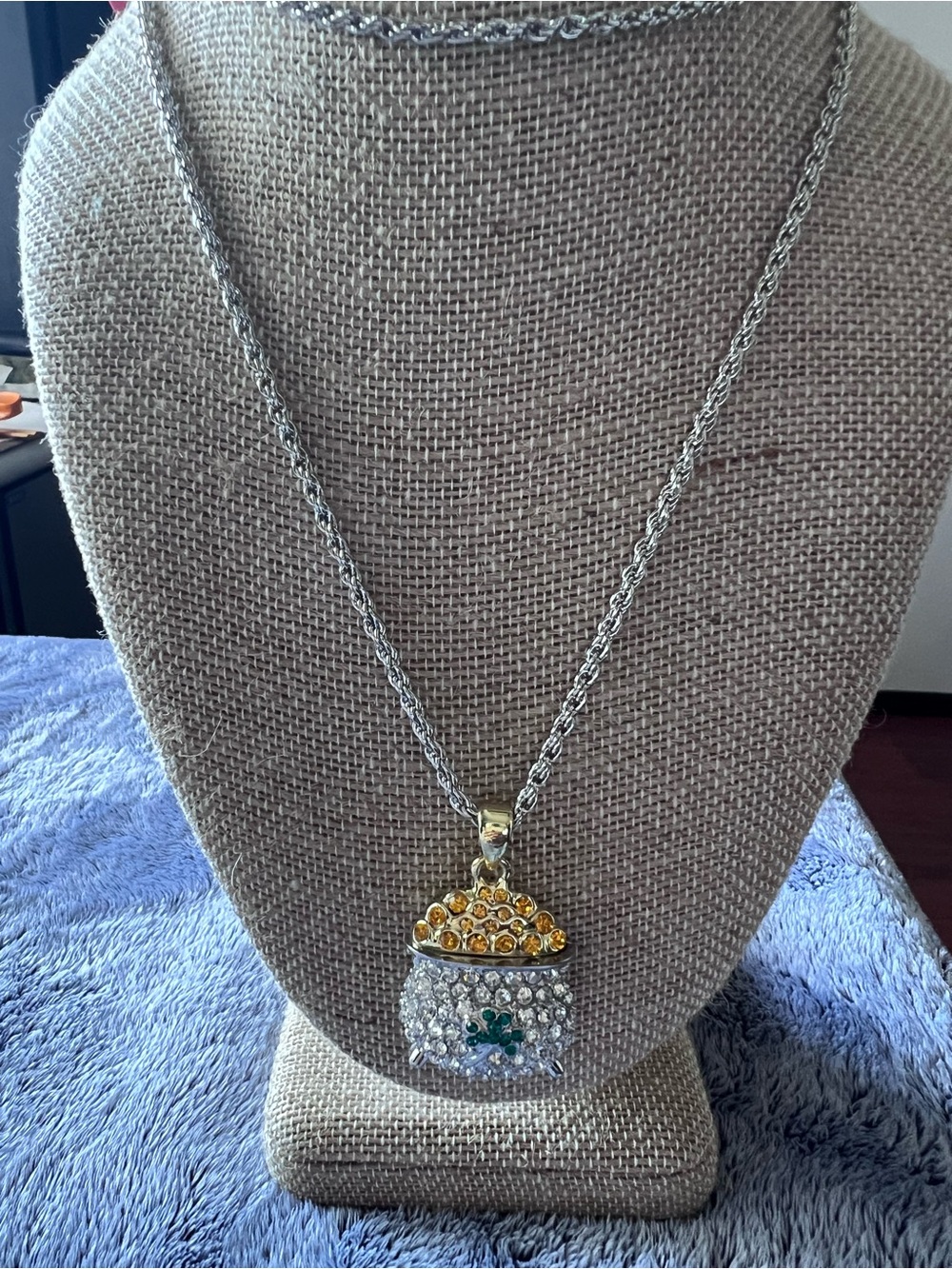 Killarney Crystal Pot of Gold Pendant Necklace